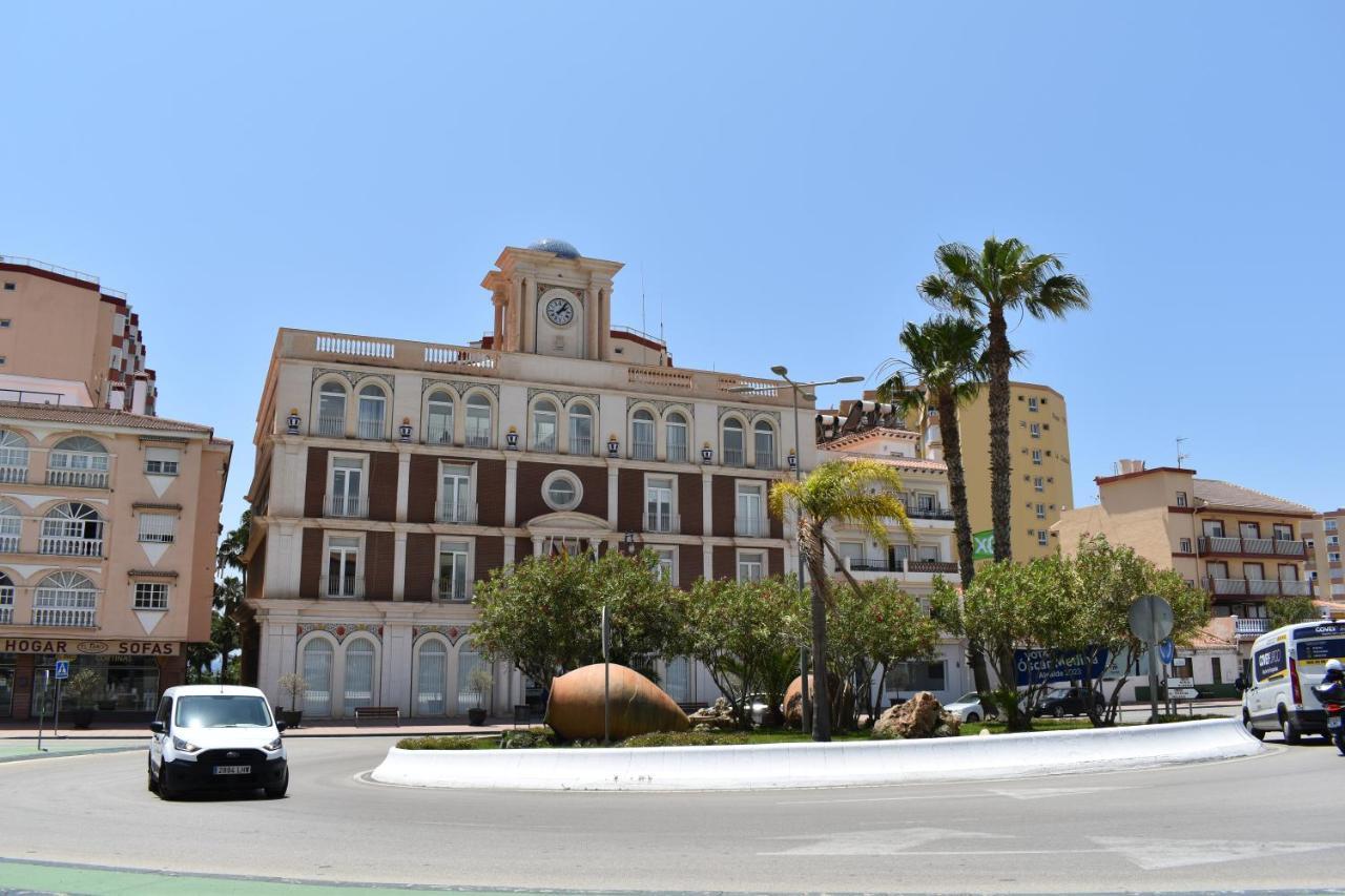 Fantastic Studio - Beachfront Apartment Torrox Exterior foto